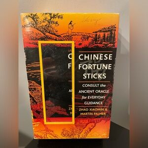 Chinese Fortune sticks and Shaker in original box. Includes book. Barnes & Noble